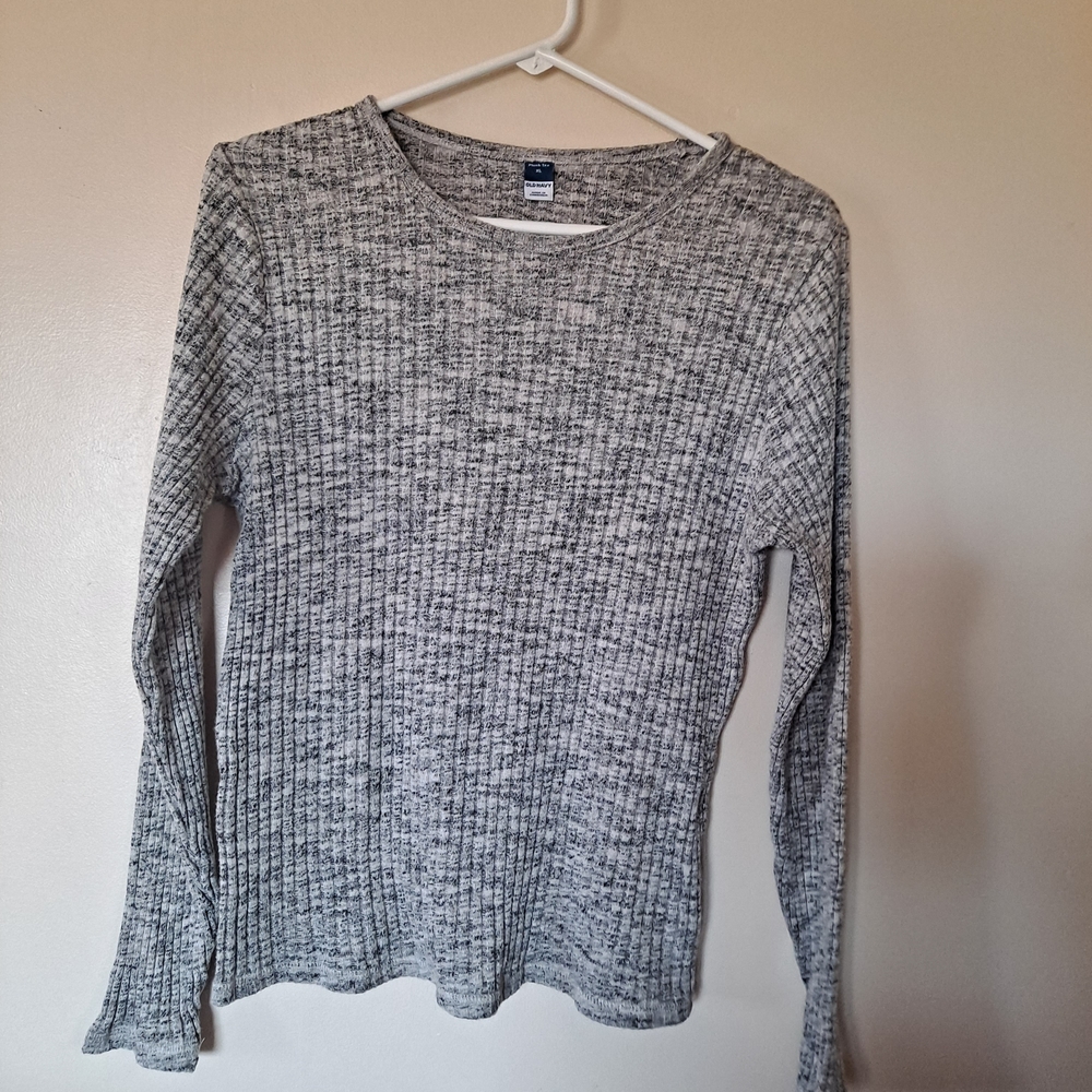 Old Navy Heathered Gray Long Sleeve Top